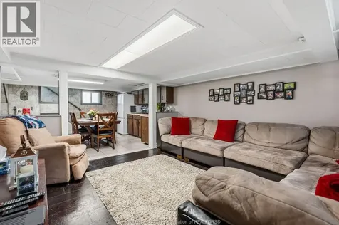 28 Albert Street Leamington ON N8H 3J8
