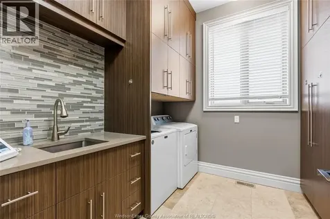 12082 & 12 Riverside Drive East Tecumseh ON N8P 1A9