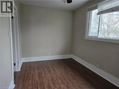 4 Haig Street St. Catharines ON L2R 6K5