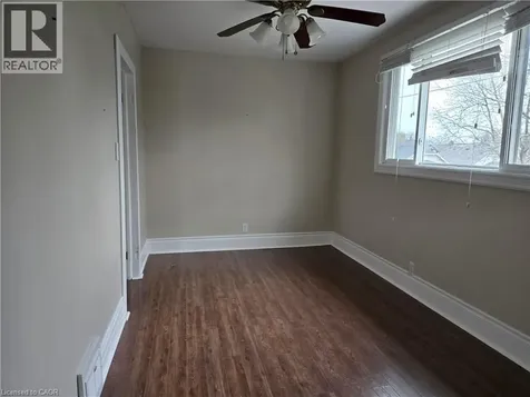 4 Haig Street St. Catharines ON L2R 6K5