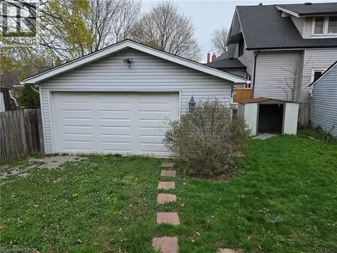 4 Haig Street St. Catharines ON L2R 6K5