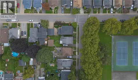 4 Haig Street St. Catharines ON L2R 6K5