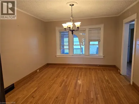 4 Haig Street St. Catharines ON L2R 6K5