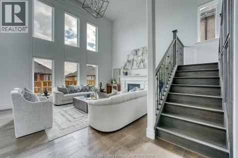 254 Arkona Court Lakeshore ON N0R 1A0