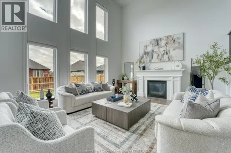 254 Arkona Court Lakeshore ON N0R 1A0