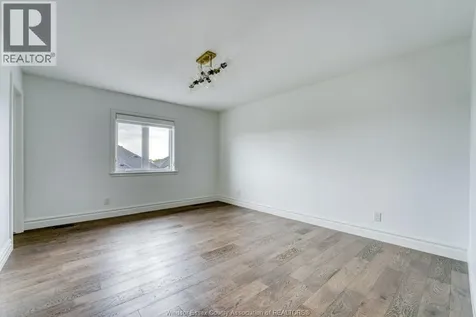 254 Arkona Court Lakeshore ON N0R 1A0