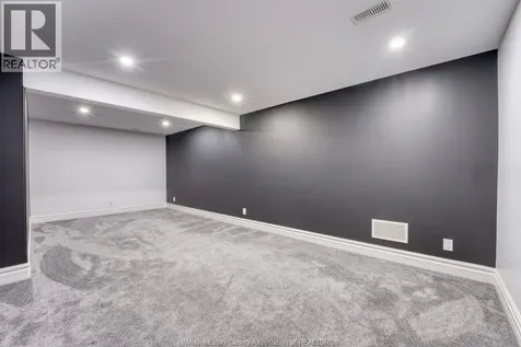 254 Arkona Court Lakeshore ON N0R 1A0
