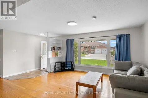 50 Hilliard Avenue Ottawa ON K2E 6C1