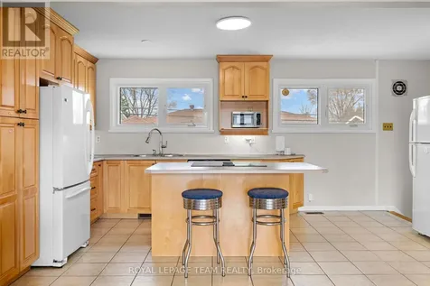 50 Hilliard Avenue Ottawa ON K2E 6C1