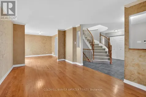 33 Rialto Way Ottawa ON K1T 4B3