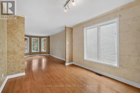 33 Rialto Way Ottawa ON K1T 4B3
