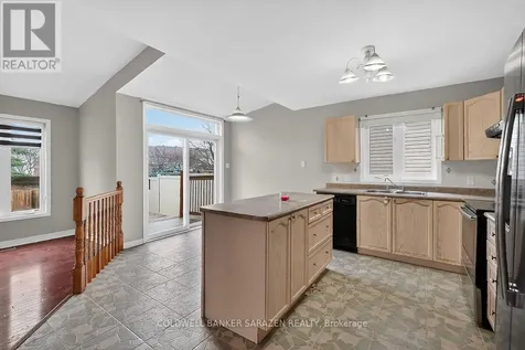 33 Rialto Way Ottawa ON K1T 4B3