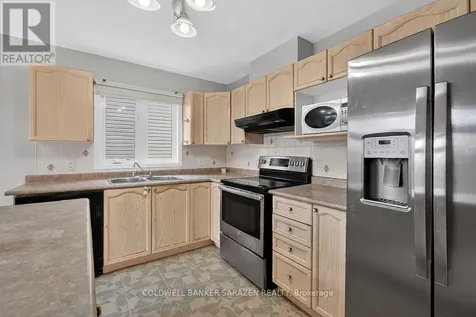 33 Rialto Way Ottawa ON K1T 4B3