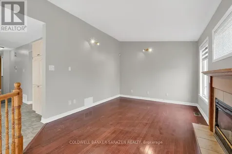 33 Rialto Way Ottawa ON K1T 4B3