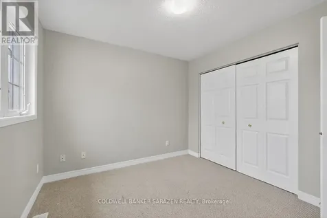 33 Rialto Way Ottawa ON K1T 4B3