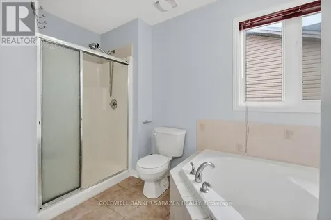 33 Rialto Way Ottawa ON K1T 4B3