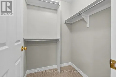 33 Rialto Way Ottawa ON K1T 4B3