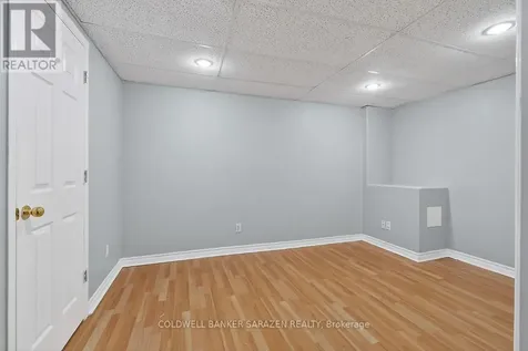 33 Rialto Way Ottawa ON K1T 4B3