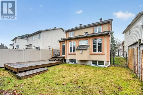 33 Rialto Way Ottawa ON K1T 4B3