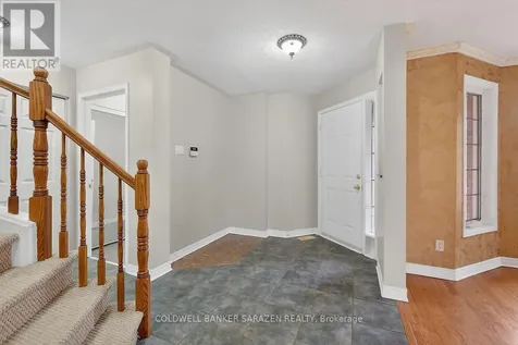 33 Rialto Way Ottawa ON K1T 4B3