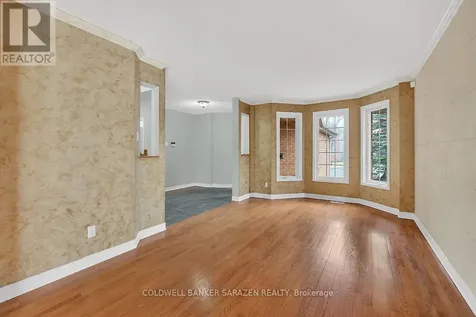 33 Rialto Way Ottawa ON K1T 4B3