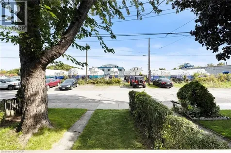 25 Mckinstry Street Hamilton ON L8L 6C2