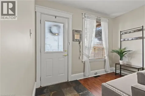 25 Mckinstry Street Hamilton ON L8L 6C2