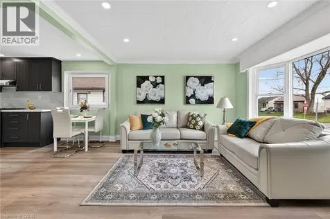 36 Mahony Avenue Hamilton ON L8H 3C5