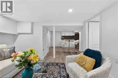 36 Mahony Avenue Hamilton ON L8H 3C5
