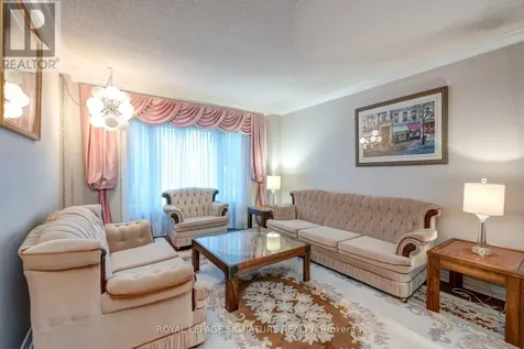 4 Ruth Court Whitchurch-stouffville ON L4A 2E3