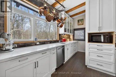 4074 St. John's Sideroad Whitchurch-stouffville ON L4A 2T7