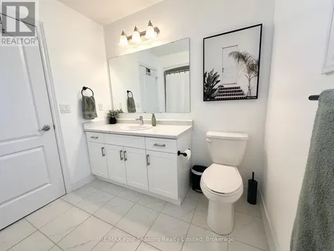 26 Shipley Avenue Collingwood ON L9Y 5M7