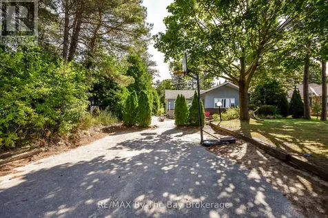 762 Eastdale Drive Wasaga Beach ON L9Z 2R2