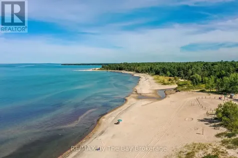 762 Eastdale Drive Wasaga Beach ON L9Z 2R2