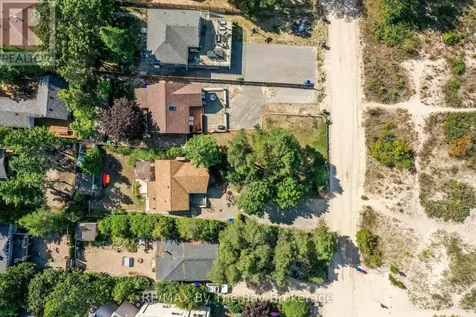 762 Eastdale Drive Wasaga Beach ON L9Z 2R2