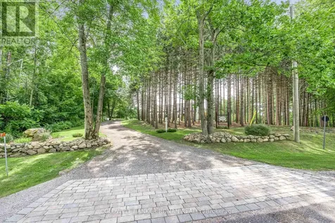 287 Dorion Road Tiny ON L9M 0M4