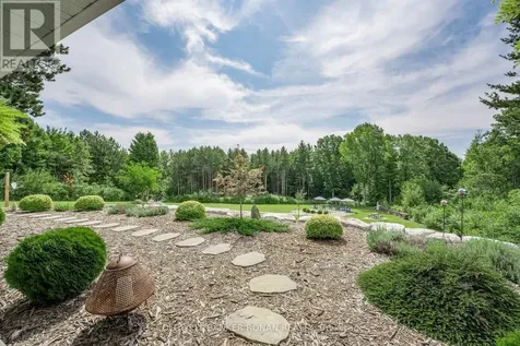 287 Dorion Road Tiny ON L9M 0M4