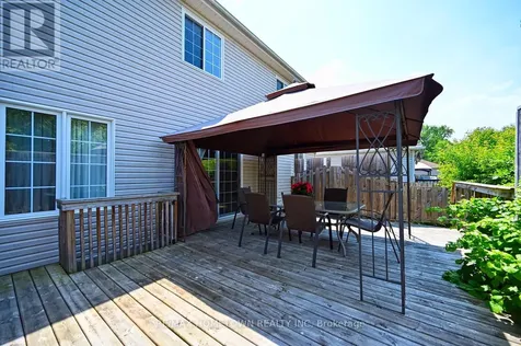 16 Regency Place Brockville ON K6V 7M5
