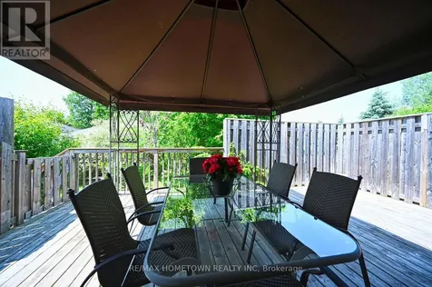 16 Regency Place Brockville ON K6V 7M5