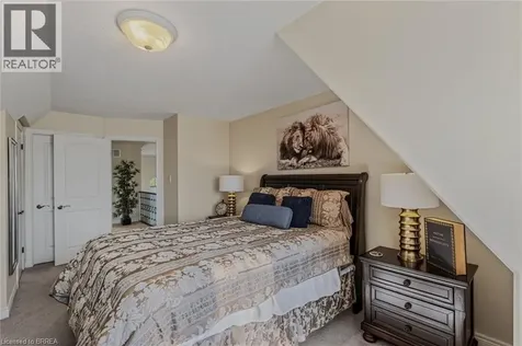 9 Rue Chateaux Terrace Brantford ON N3T 6N7