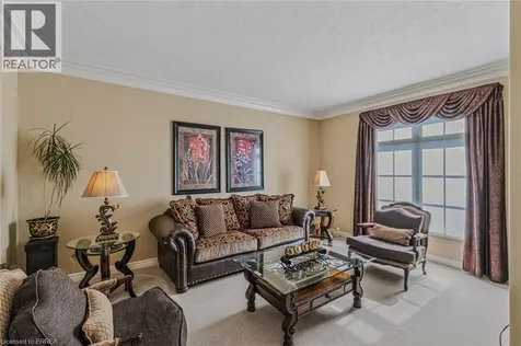 9 Rue Chateaux Terrace Brantford ON N3T 6N7