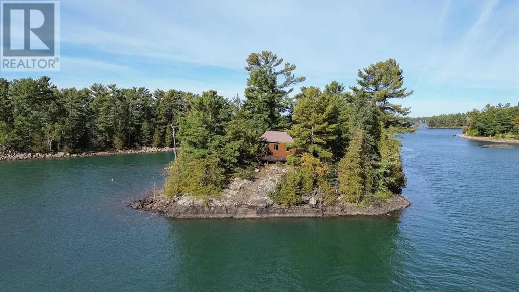 Island Ck27 Off Pine Island Road Desbarats ON P0R 1E0
