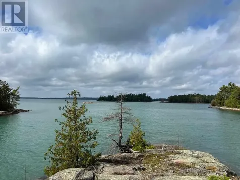 Island Ck27 Off Pine Island Road Desbarats ON P0R 1E0