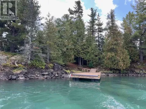 Island Ck27 Off Pine Island Road Desbarats ON P0R 1E0
