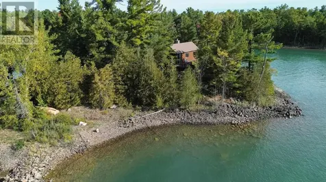 Island Ck27 Off Pine Island Road Desbarats ON P0R 1E0
