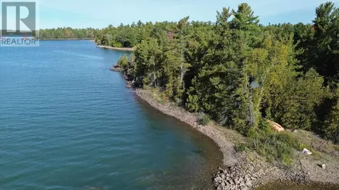 Island Ck27 Off Pine Island Road Desbarats ON P0R 1E0