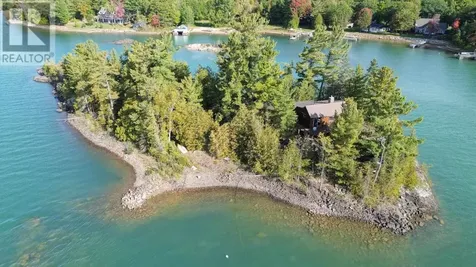 Island Ck27 Off Pine Island Road Desbarats ON P0R 1E0
