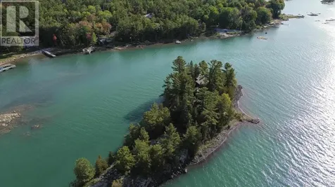 Island Ck27 Off Pine Island Road Desbarats ON P0R 1E0