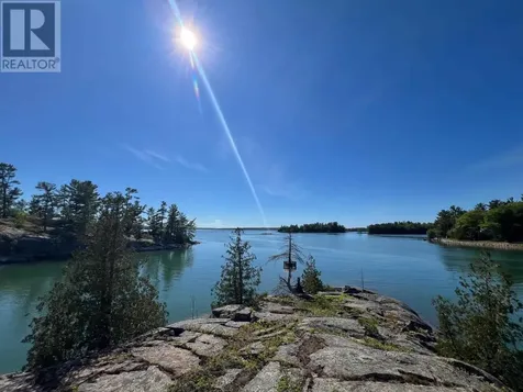 Island Ck27 Off Pine Island Road Desbarats ON P0R 1E0
