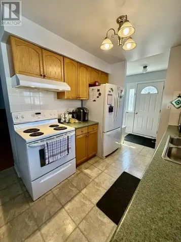 38 Ottawa Avenue Elliot Lake ON P5A 2P1